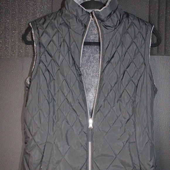 FREE COUNTRY VEST - Picture 1 of 5